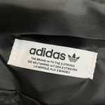 Load image into Gallery viewer, Sac à dos argent Adidas
