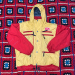 Load image into Gallery viewer, Manteau de ski jaune et rouge
